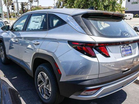 New 2026 Hyundai Tucson Blue SE AWD/4WD image 4