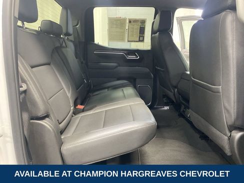 Certified 2025 GMC Sierra 1500 SLT image 35