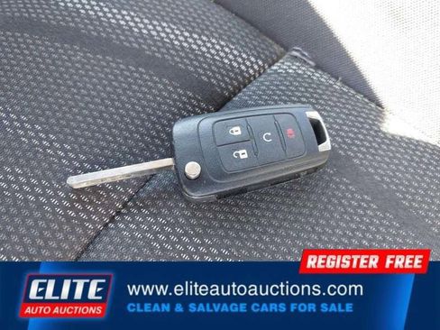 Used 2015 Chevrolet Sonic LT FWD image 21