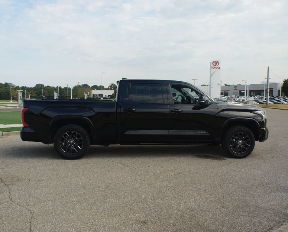 Used 2022 Toyota Tundra Platinum w/ Advanced Package AWD/4WD image 22