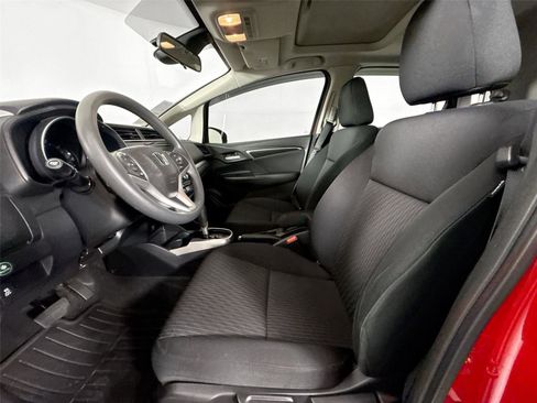 Used 2019 Honda Fit EX image 3