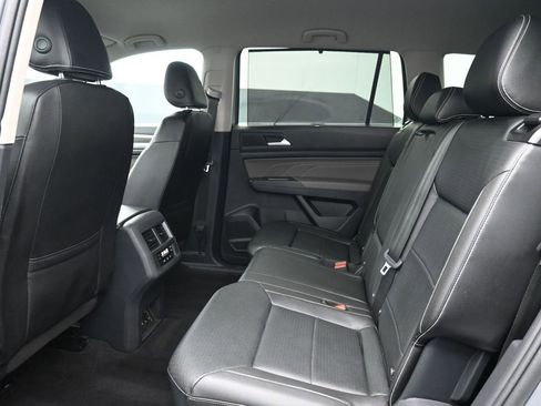 Used 2023 Volkswagen Atlas SE AWD/4WD image 22