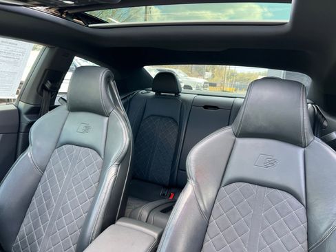 Used 2022 Audi S5 Premium w/ Convenience Package AWD/4WD image 32