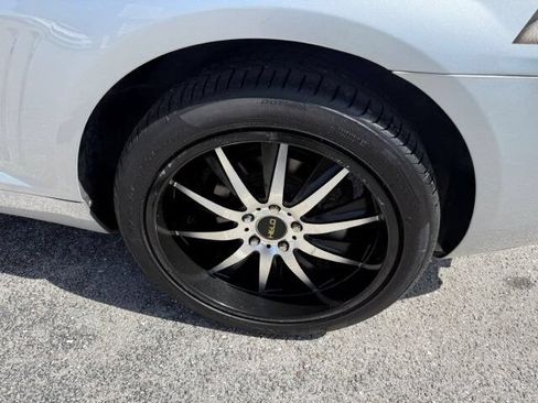 Used 2010 Chevrolet Camaro LT w/ RS Package RWD image 7