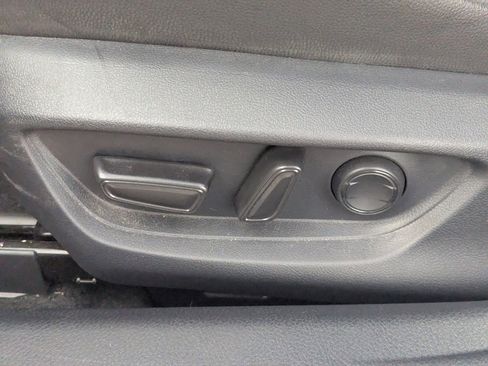 Used 2025 Toyota Camry XSE image 24