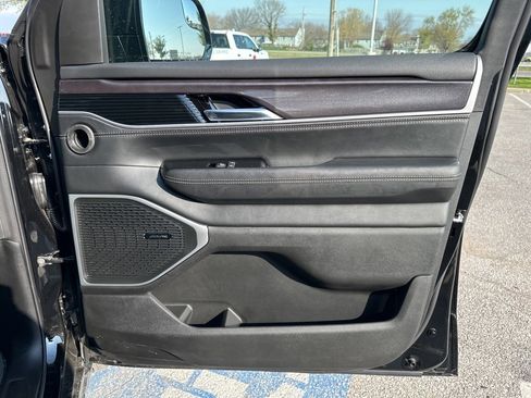 New 2024 Jeep Wagoneer 4WD w/ Convenience Group I image 21