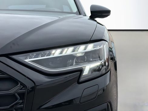 Used 2023 Audi S8 4.0T image 9