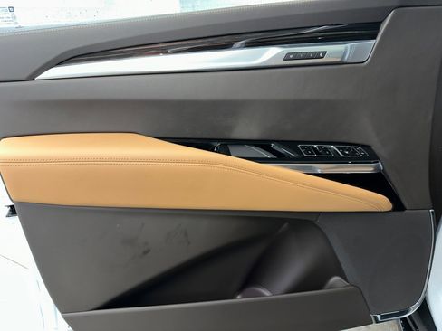 New 2026 Cadillac Escalade Luxury w/ Touring Package image 8