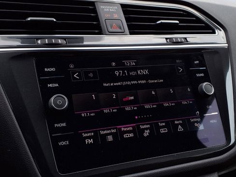 Certified 2023 Volkswagen Tiguan SE R-Line FWD image 9
