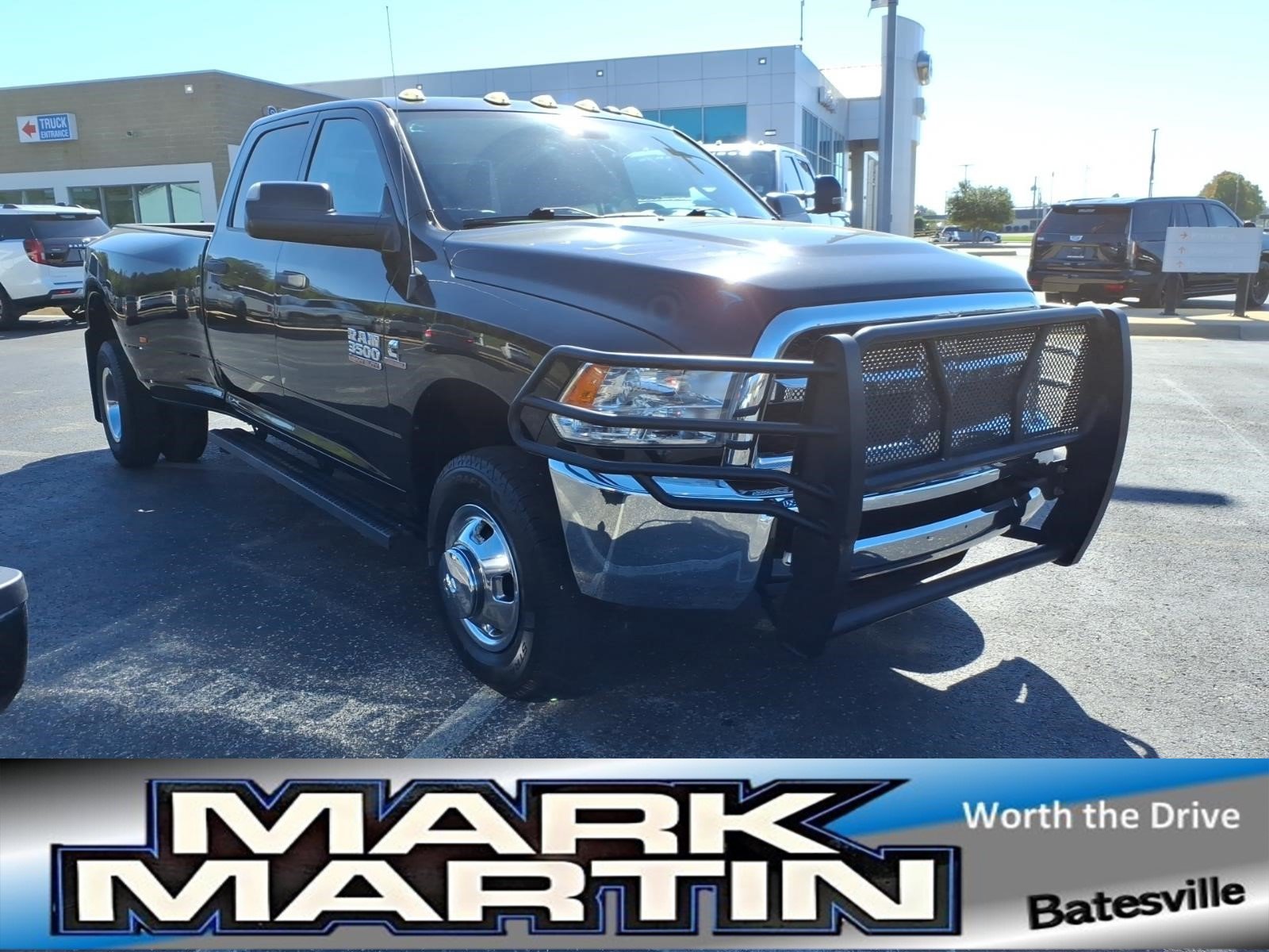 Used 2017 RAM 3500 Tradesman w/ Chrome Appearance Group AWD/4WD image 1