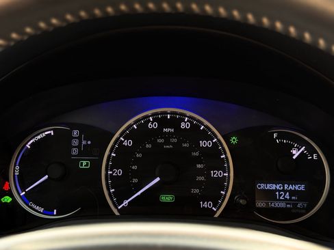 Used 2012 Lexus CT 200h Premium image 43