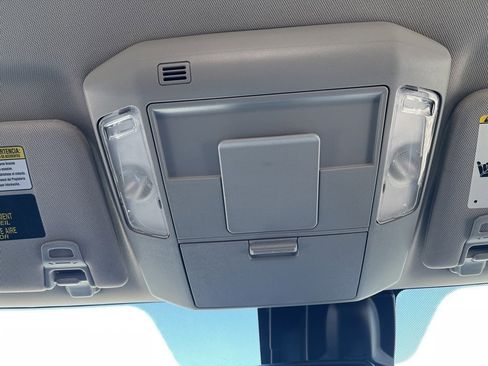 Used 2018 Toyota Tundra SR5 w/ SR5 Upgrade Package image 23