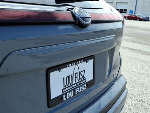Used 2023 Nissan Kicks SR FWD image 34