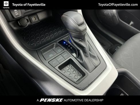 Certified 2025 Toyota RAV4 XLE FWD image 30