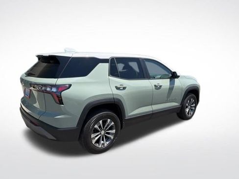 Used 2026 Chevrolet Equinox LT image 9