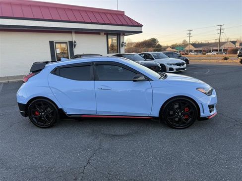 Used 2019 Hyundai Veloster N N image 4