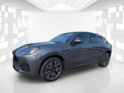 Used 2023 Maserati Grecale Modena AWD/4WD image 3