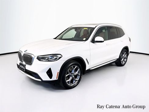 Used 2023 BMW X3 xDrive30i w/ Premium Package AWD/4WD image 3