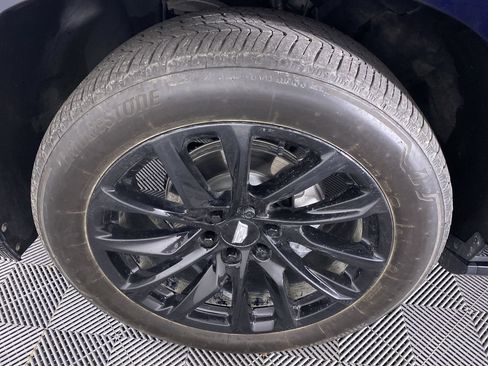 Certified 2024 Cadillac Escalade ESV Sport Platinum w/ LPO, ONYX Package image 17