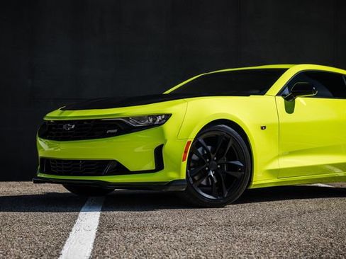 Used 2019 Chevrolet Camaro LT w/ 1LE Track Performance Package image 40