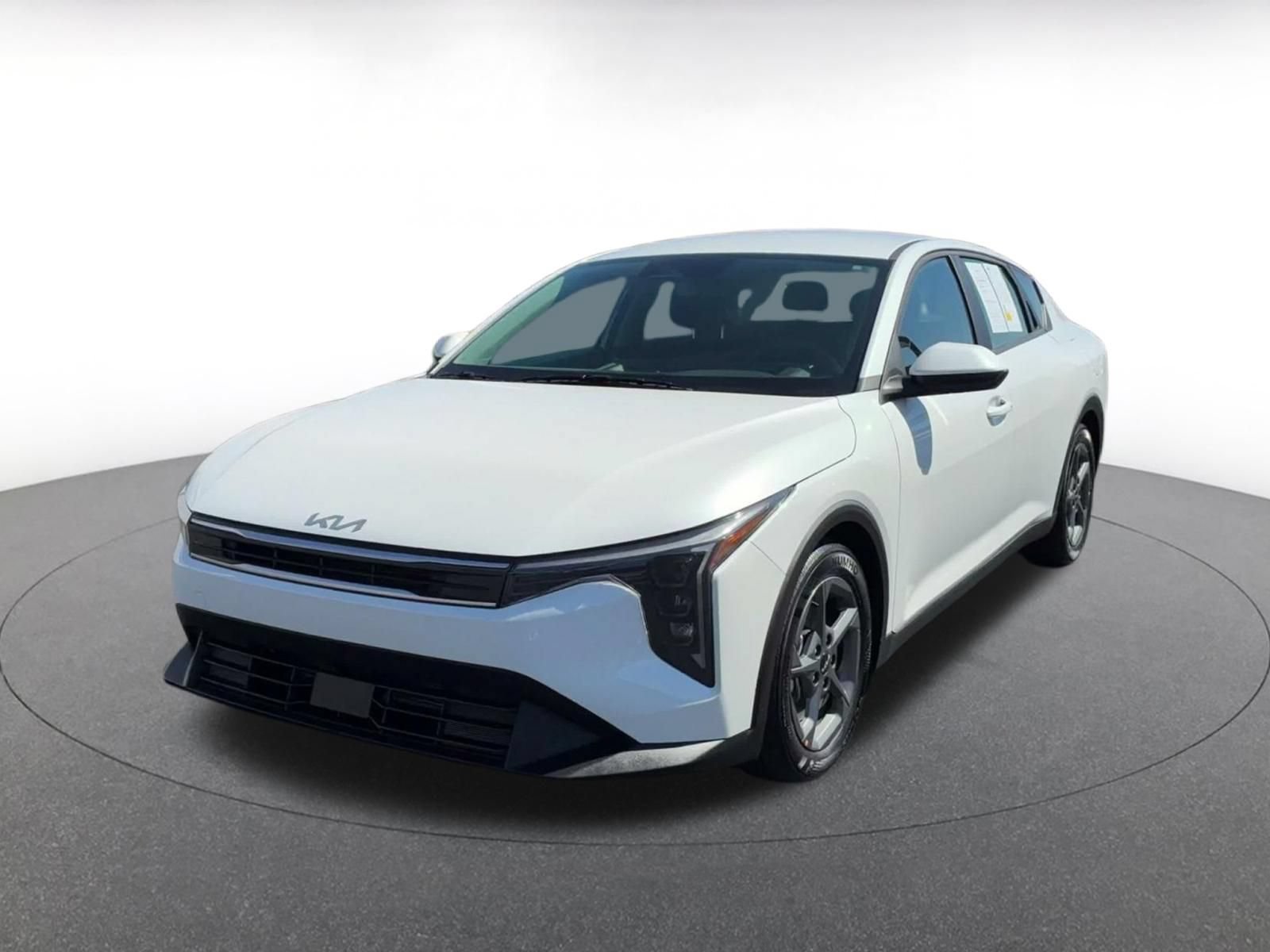 Used 2025 Kia K4 FWD image 6