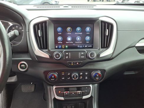 Used 2022 GMC Terrain SLT image 10