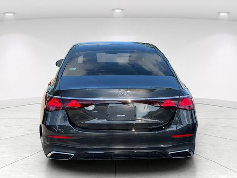 Used 2025 Mercedes-Benz E 350 Sedan image 5