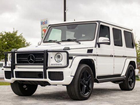 Used 2015 Mercedes-Benz G 63 AMG 4MATIC image 8