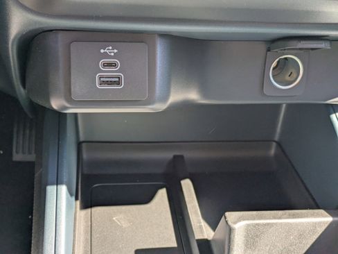 New 2026 Ford Maverick XL image 25