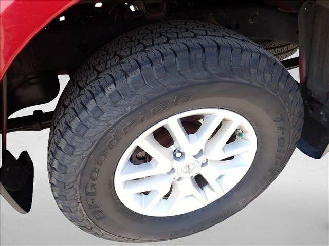 Used 2017 Nissan Frontier SV RWD image 7