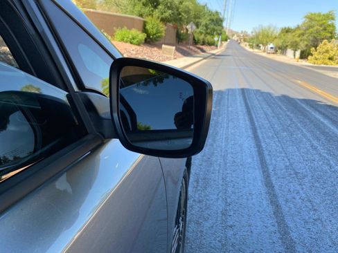 Used 2025 Nissan Leaf SV Plus image 19