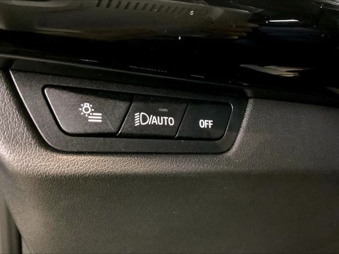 Used 2025 BMW X2 xDrive28i AWD/4WD image 33