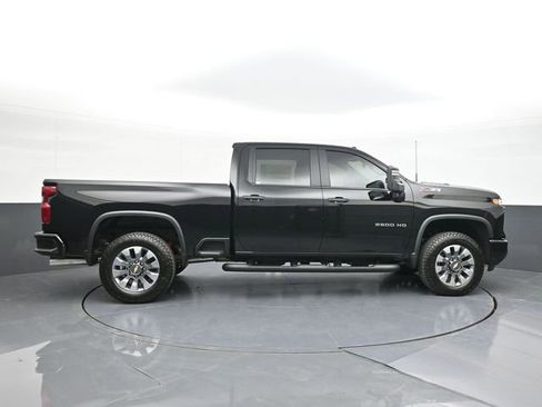 New 2026 Chevrolet Silverado 2500 Custom w/ Custom Value Package AWD/4WD image 18
