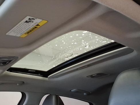 Used 2021 Hyundai Elantra Limited image 21