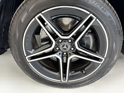 Certified 2024 Mercedes-Benz GLS 450 4MATIC image 31