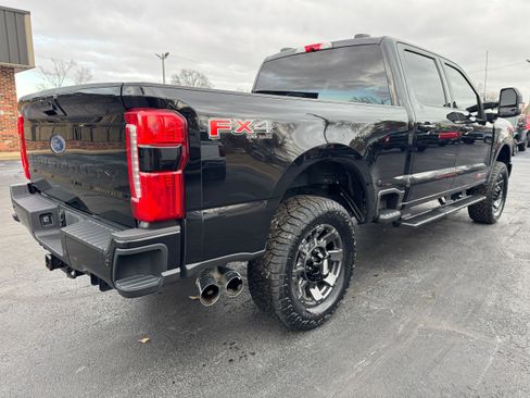 Used 2023 Ford F350 XLT w/ XLT Premium Package image 7