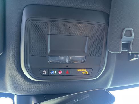 New 2026 Chevrolet Equinox EV LT image 37