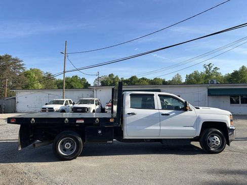 Used 2017 Chevrolet Silverado 3500 W/T w/ WT Convenience Package AWD/4WD image 6