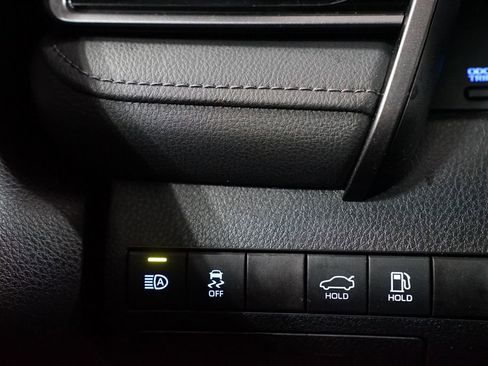 Used 2023 Toyota Camry LE image 22