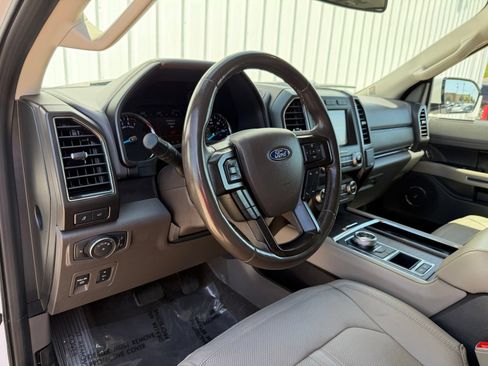Used 2019 Ford Expedition Limited w/ Texas Edition Package RWD image 24