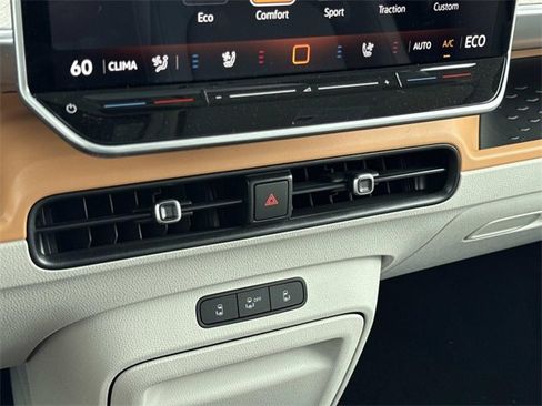 New 2025 Volkswagen ID. Buzz 1st Edition image 22