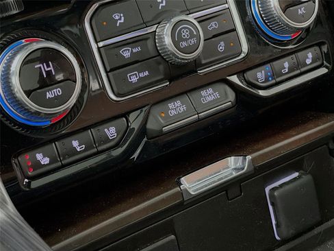 Used 2023 GMC Yukon XL Denali Ultimate image 25