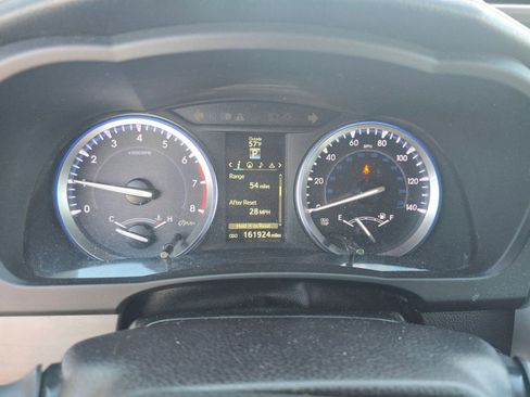 Used 2016 Toyota Highlander XLE image 16