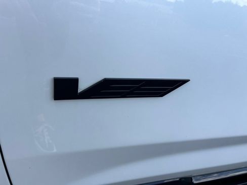 Used 2023 Cadillac Escalade V w/ LPO, ONYX Package AWD/4WD image 29