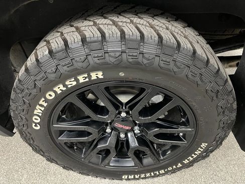 Used 2025 GMC Sierra 1500 Elevation w/ Elevation Premium Package image 20