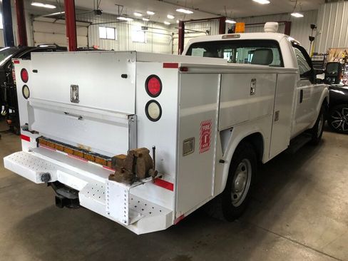 Used 2013 Ford F250 XL w/ PWR Equipment Group image 5