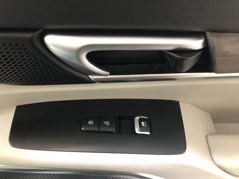 Used 2022 Kia Telluride SX w/ SX Prestige Package image 14