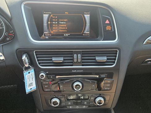 Used 2017 Audi Q5 2.0T Premium image 19