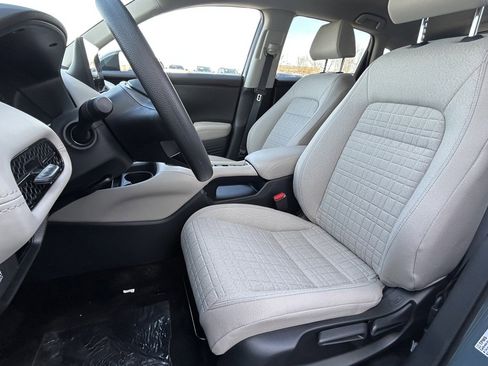 New 2026 Honda HR-V LX image 11