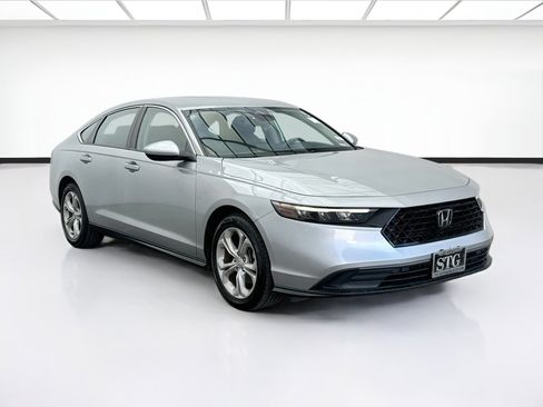 Used 2024 Honda Accord LX image 3